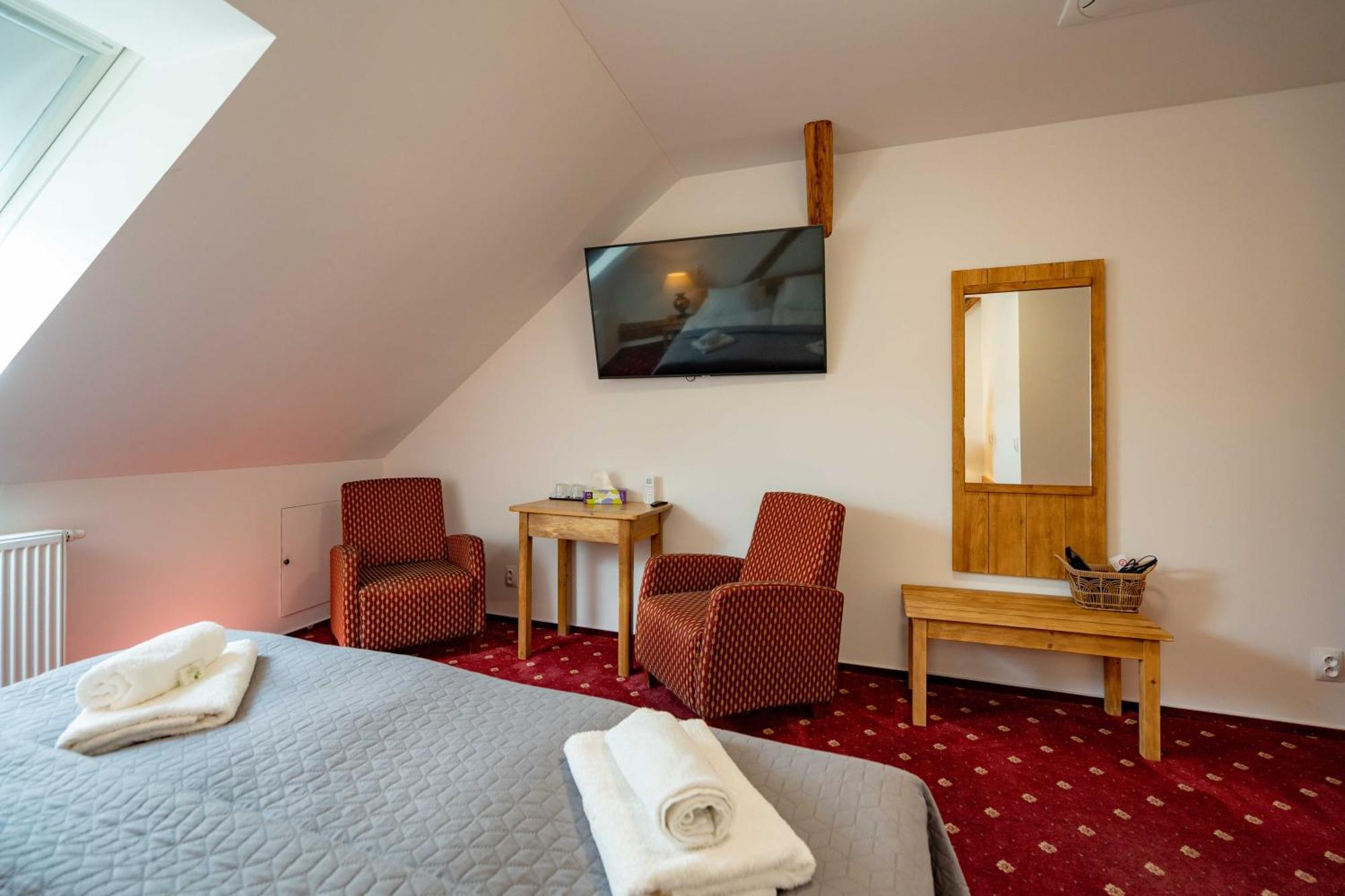 Hotel Volf Přeštice Bagian luar foto