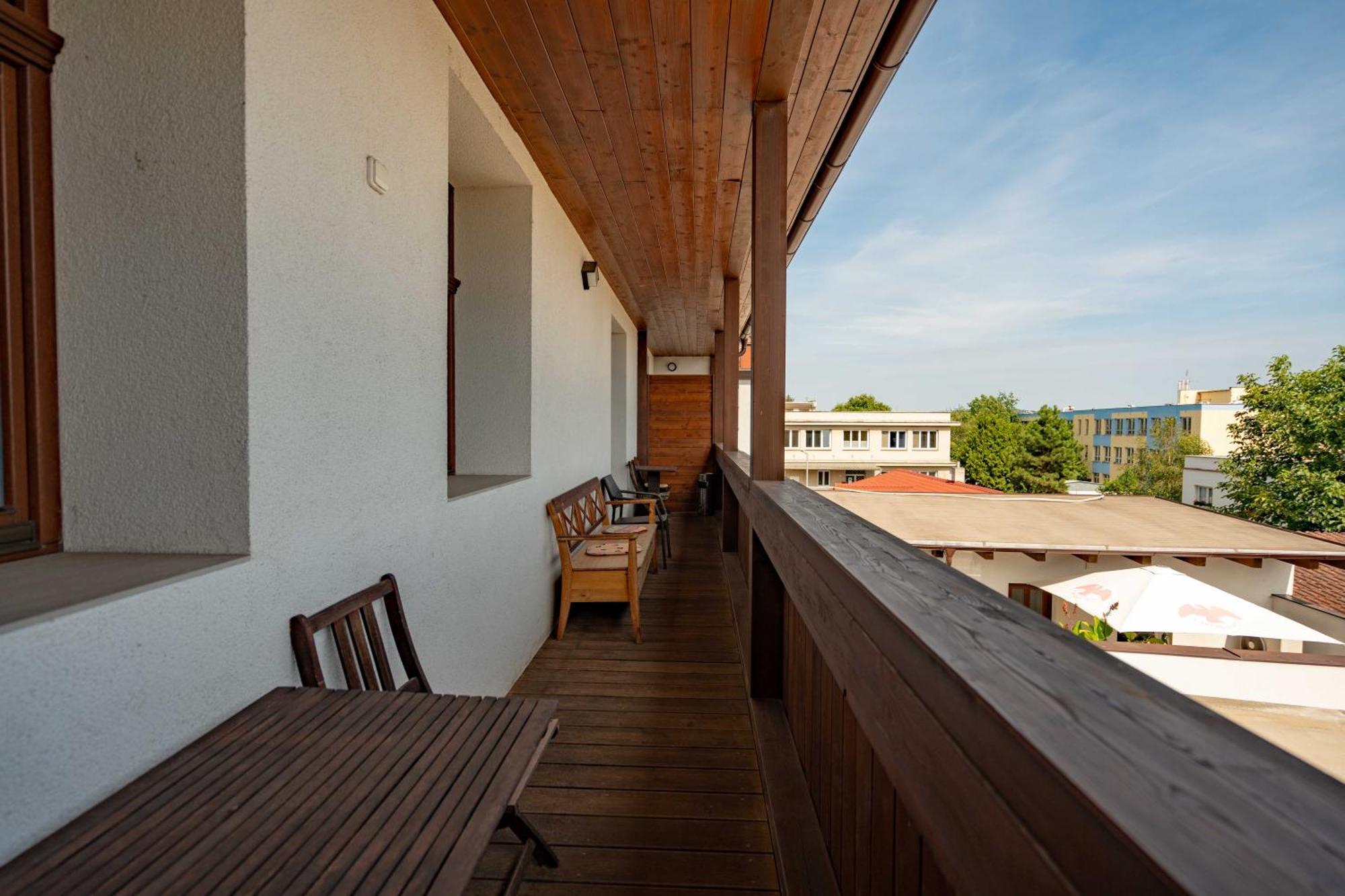 Hotel Volf Přeštice Bagian luar foto